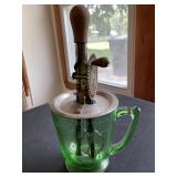 Uranium glass mixer