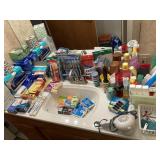 Toothbrush bathroom lot
