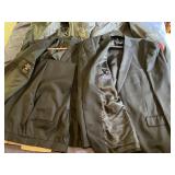 2 menï¿½s suit coats