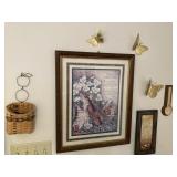 Ensemble of wall decor