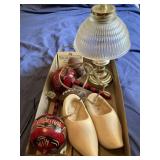 Flat of miscellaneous with lamp