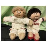 2 cabbage patch kids