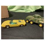 Plastic Gt 40 and tootsie toy tank