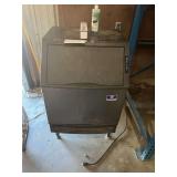 Manitowoc Ice Maker