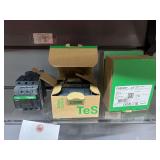 (4) Schneider Electric Tesys Control