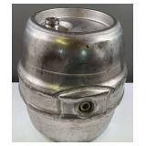 Milwaukee Wis. 7.75 GAL Keg