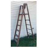 7 1/2 Foot Wooden Step Ladder