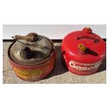2 Vintage Metal Gas Can (2.5 Gallons)