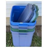 (4) Rubbermaid Roughneck Totes with Lids