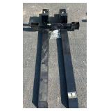 Non-adjustable clip-on pallet fork