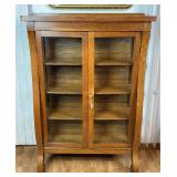 Wooden China/ Display Cabinet