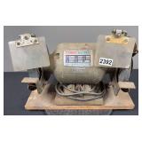 Cummins 1/2 HP Bench Grinder