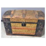 Victorian Humpback Trunk