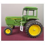 Ertl John Deere Tractor