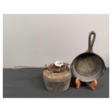 WagnerWare “3d” Cast Iron Skillet & Cast Iron Lead Smelting Pot