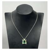 .925 Green Gemstone Frog Pendant & Unmarked Chain