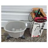 Flo-Master 2-Gallon Weed Sprayer & Mop Bucket