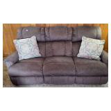 LA-Z-Boy Electric Reclining Couch w/ Pillows