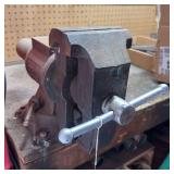 Columbian 5” Bench Vise