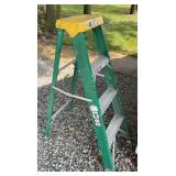 Davidson 4’ Step Ladder