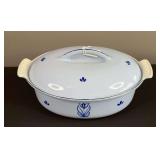 Holland No.28 Cast Iron Casserole