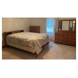 Maple Queen Size Bedroom Suite