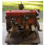 Chevrolet Inline 6-Cylinder Engine with Carburetor & Manifold