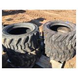 (2) SKIDSTEER TIRES 31.5X13-16.5