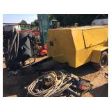 PORTABLE COMPRESSOR W/HOSES & PALLET