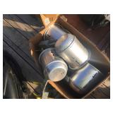 BOX OF RECESSED/CAN LIGHTS