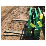 FORK/HAY SPEAR COMBO FOR JOHN DEERE LOADER