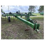 John Deere 16' pull type chisel plow