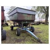 Dakon Gravity Flow Wagon on gear