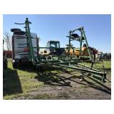 John Deere 1600 Chisel Plow