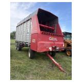 Gehl 980 Silage Wagon