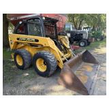John Deere 260 Skid Steer   (very nice)