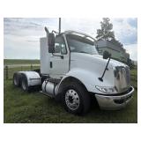 2012 Navistar Semi  Day Cab