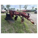 International 720 5 bottom plow