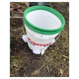 Bucket