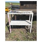 Metal work bench