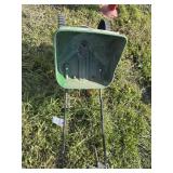 Seed spreader