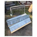 3 collapsible saw horses and metal stand