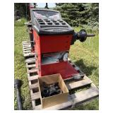 Snap-On wheel balancer Model EEWB305