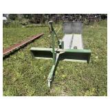 Pull-type lawnmower box blade