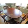 beautiful dining room table w 4 padded chairs