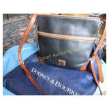 Dooney Bourke purse excellent condition