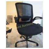 nice office chair in good condition