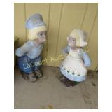 pr concrete Dutch kissing couple