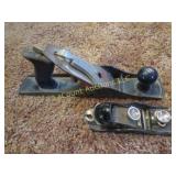 2 wood planes Stanley