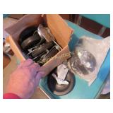 like new casters set of 4 plus 2